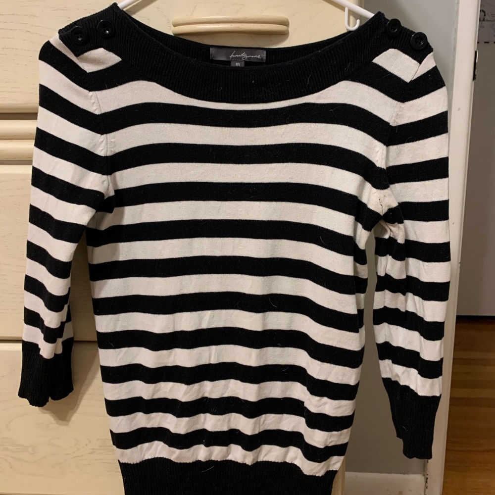 Black and white stripped sweater